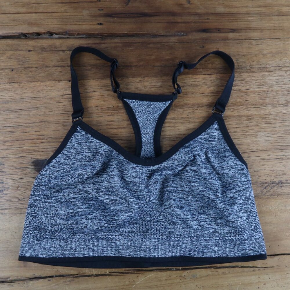VICTORIA'S SECRET VSX BLACK & GREY ADJUSTABLE STRAP SPORTS BRA SIZE MEDIUM